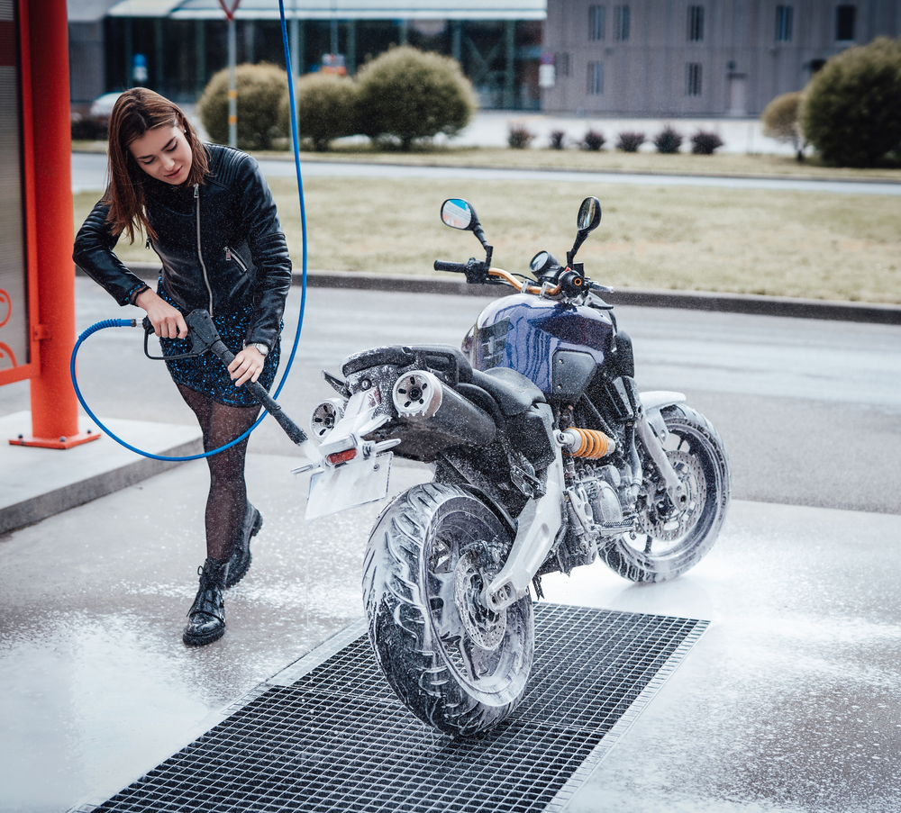 Cleaning motorcycle